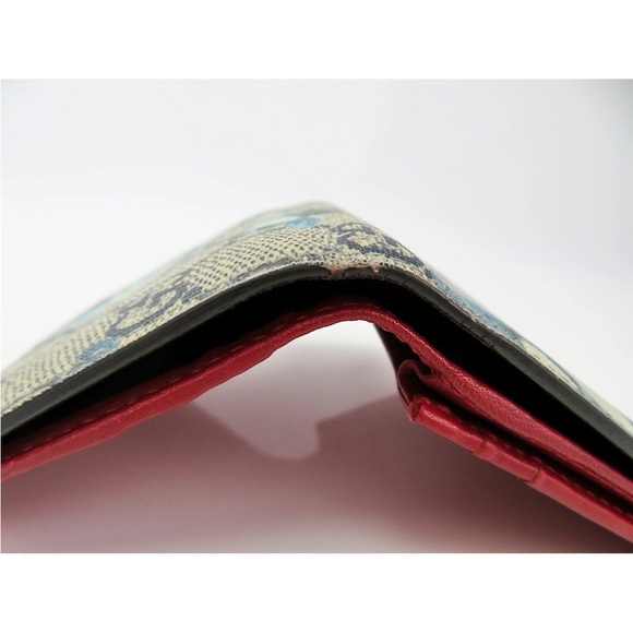 Gucci Beige and Blue Floral Women's Wallet - Picture 8 of 10